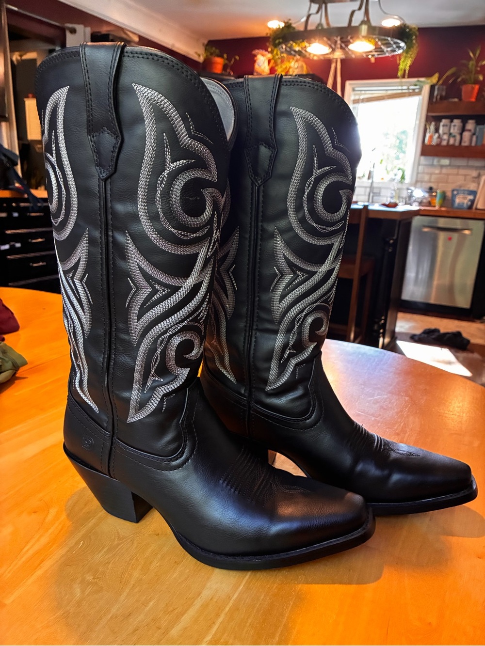 Crush by Durango Women’s Black Beauty Western Boots